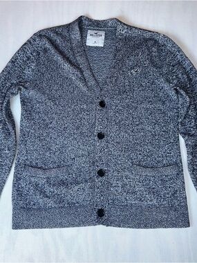 Hollister Men's Heather Gray Button-Up Cardigan Sweater Size: Medium